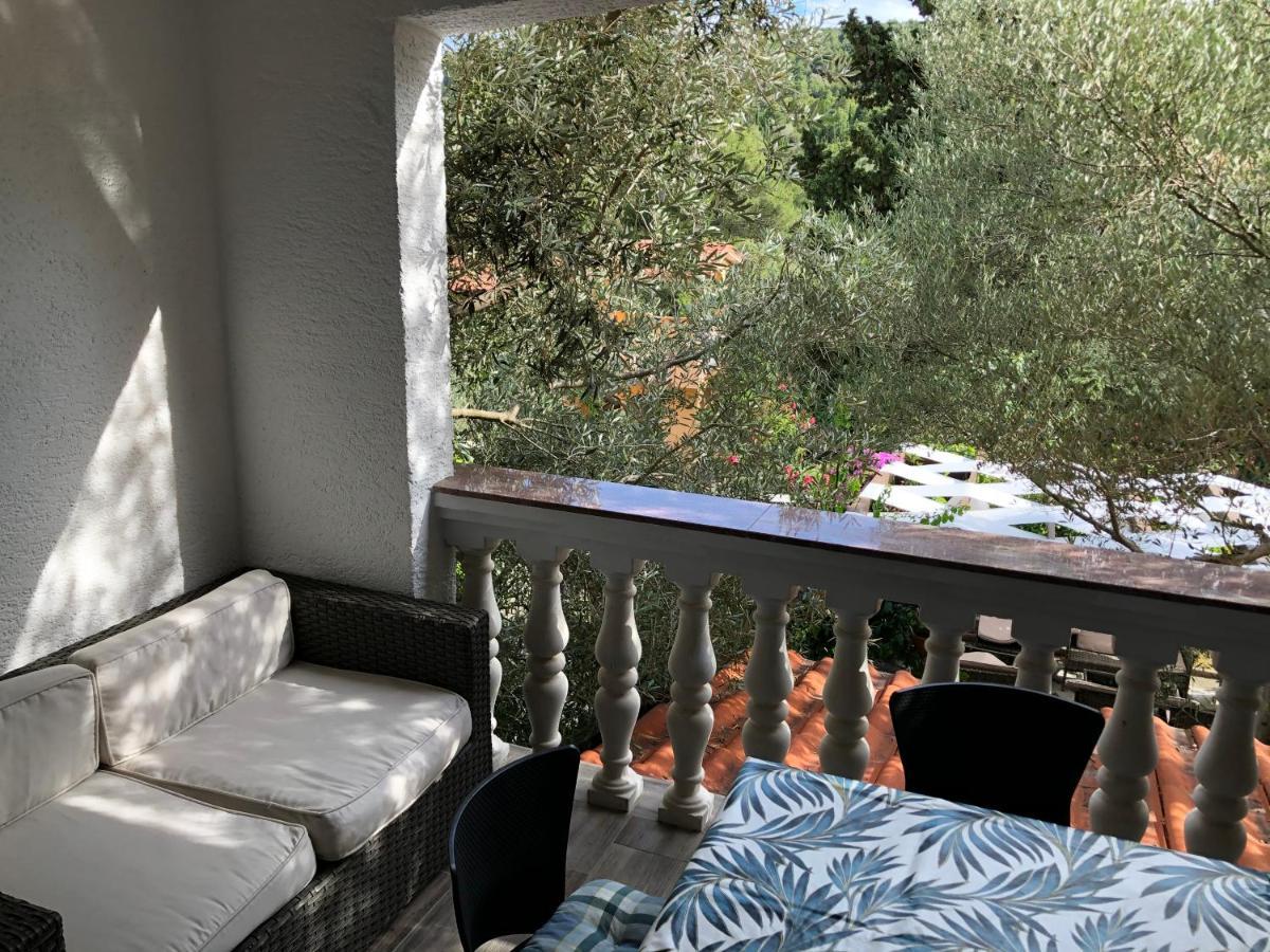 Guesthouse Vila Ruzmarin Zdrelac Bagian luar foto